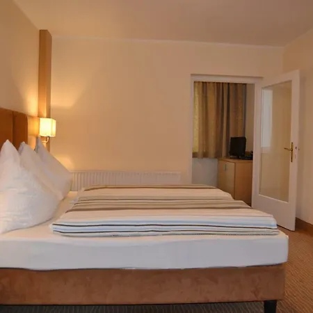 Koch Πανσιόν 3*